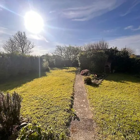 La Maison Familiale Ladou Ferienhaus *